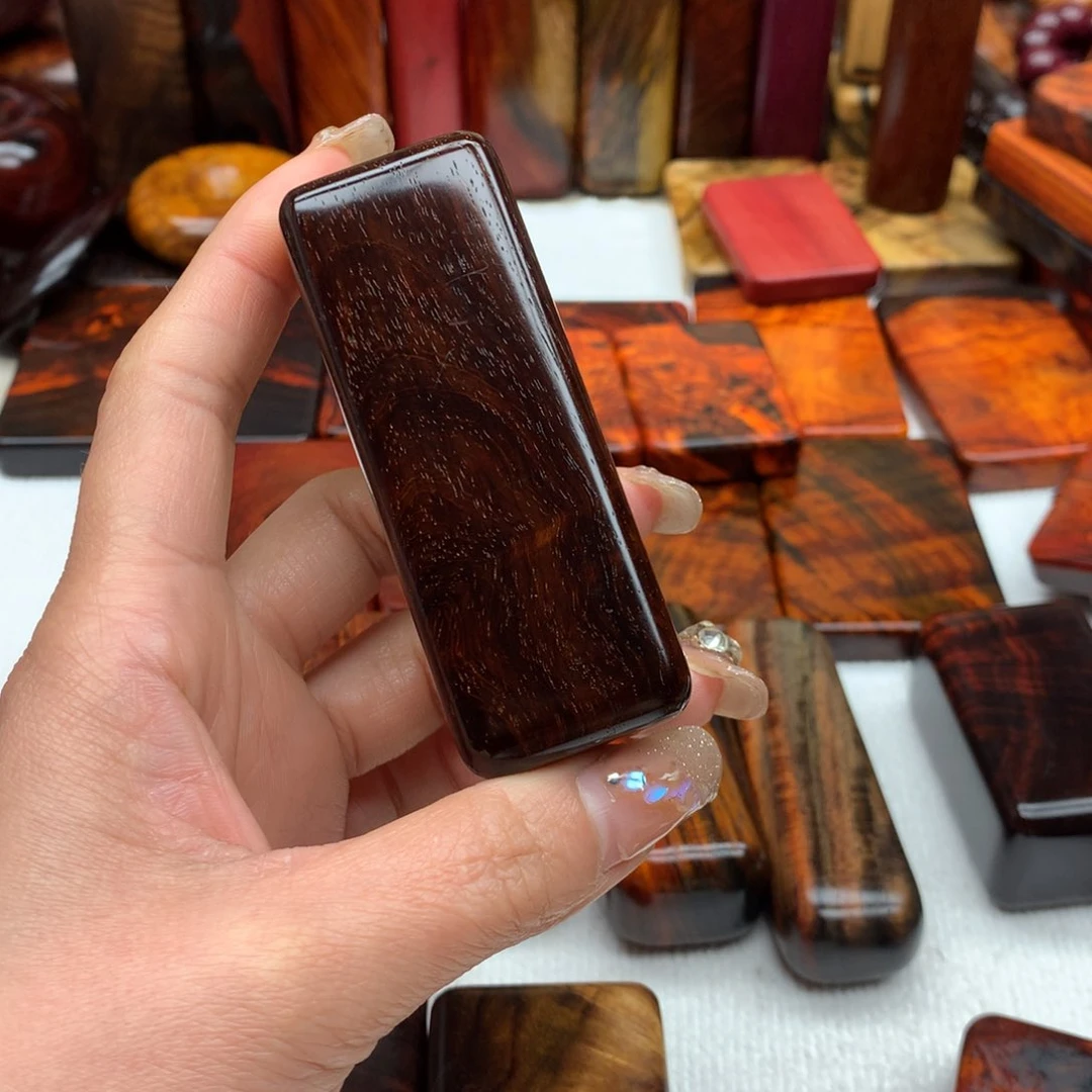 交趾黄檀（大红酸枝）用****0