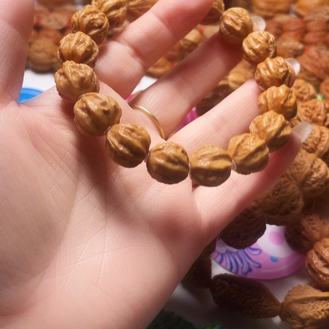 清***.文玩核桃吊坠赤龙ni