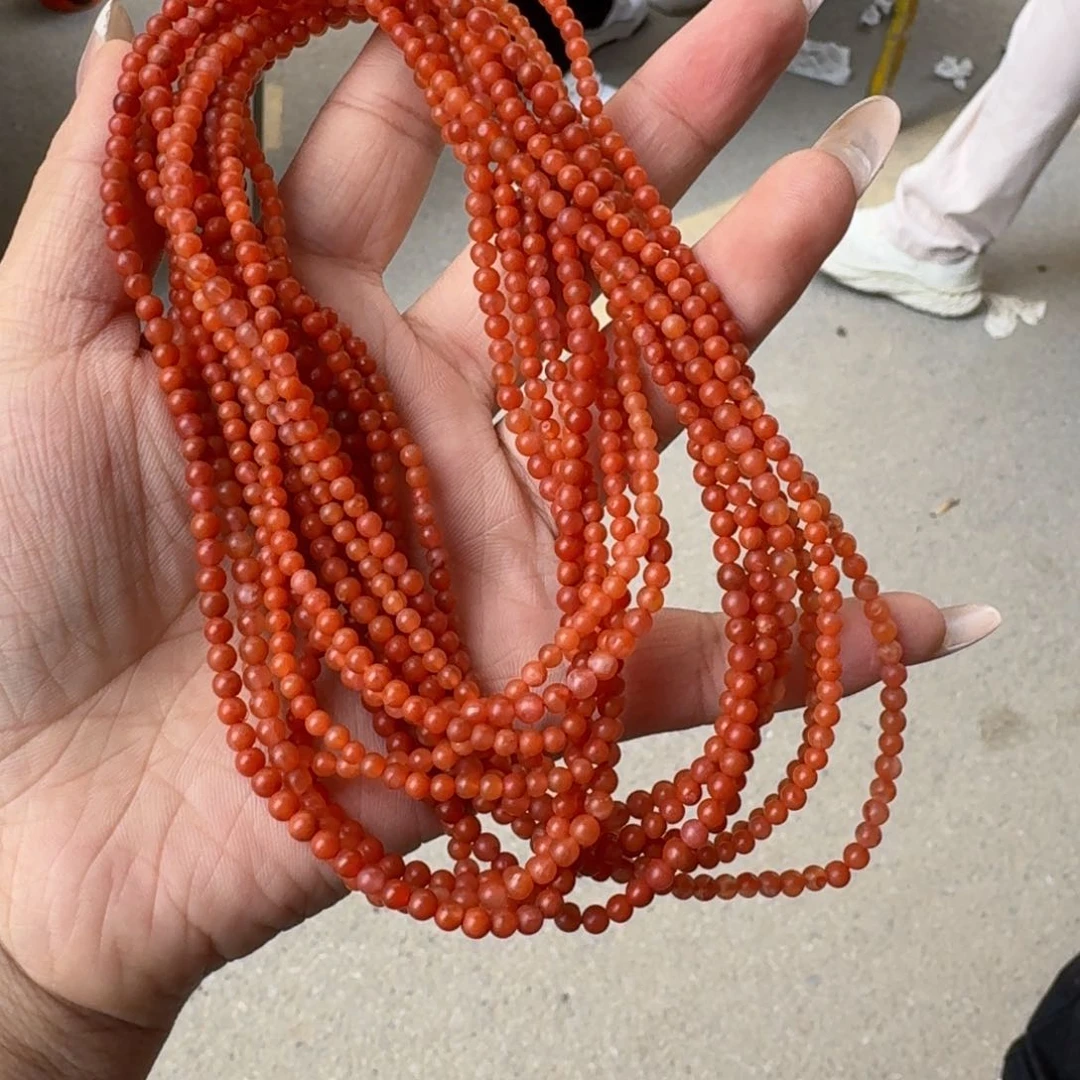 颈饰未镶嵌南红玛瑙