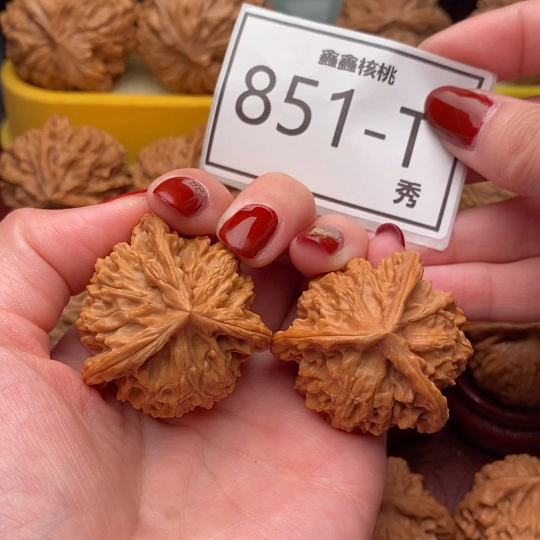 文玩核桃把件盘山奔39