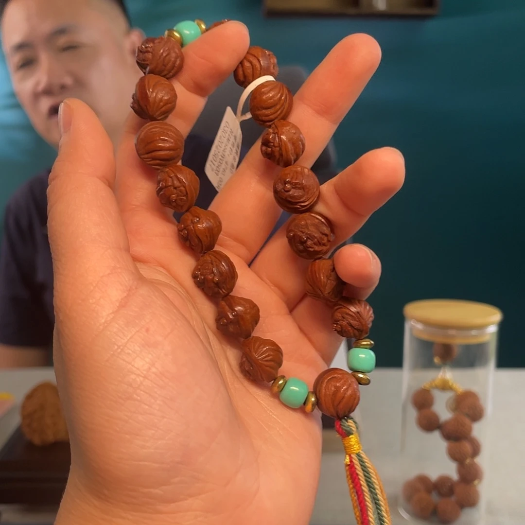 龙纹金玉满堂核雕作品