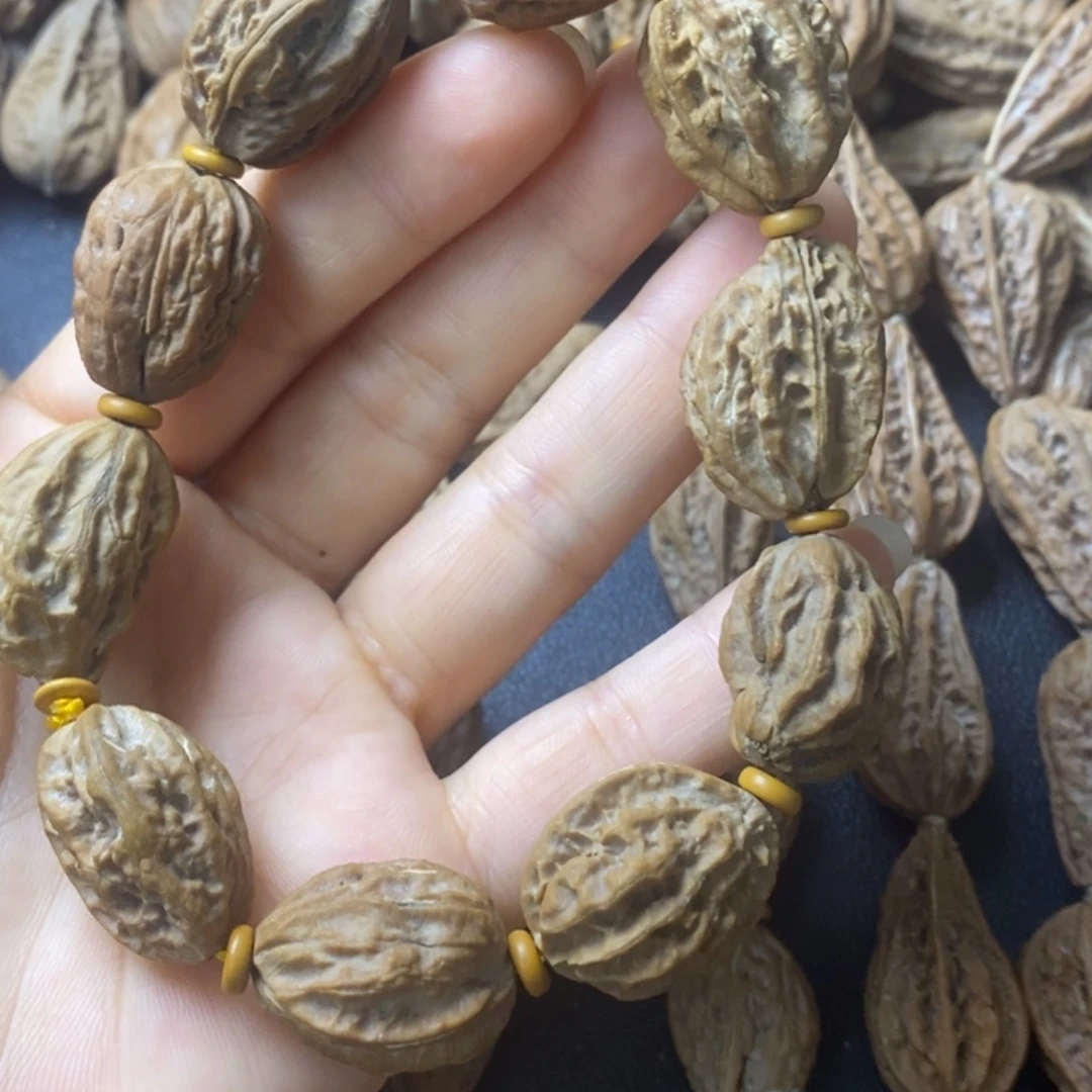 文玩核桃把件文玩异形秋子手串