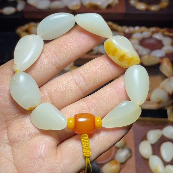 和田玉未镶嵌手链