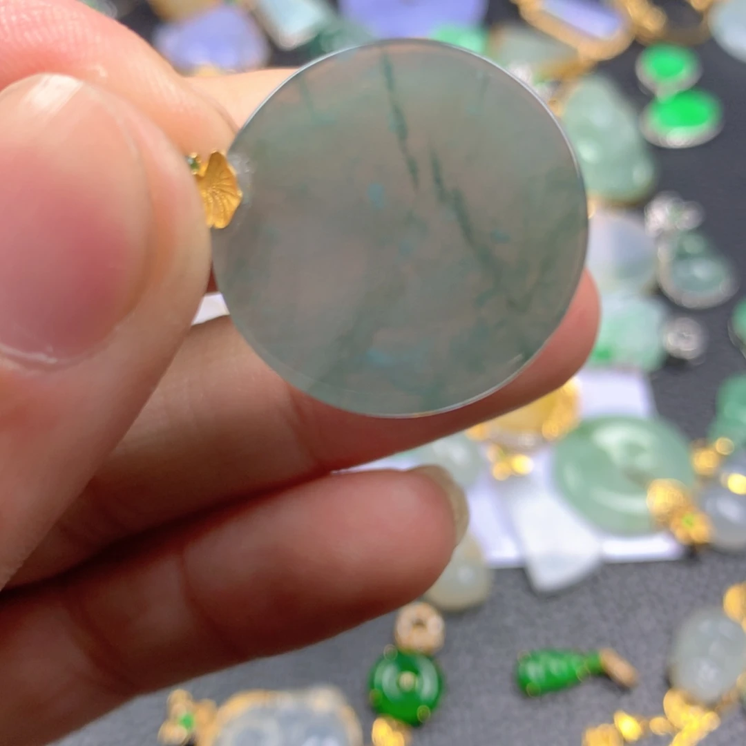 【闪购商品】翡翠颈饰18K金镶嵌翡翠