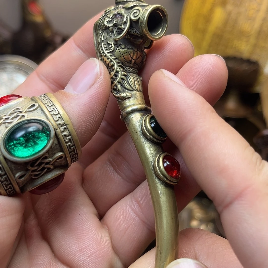 精美铜器工艺品等