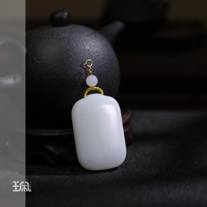 单坠/昔欢|和田玉*18K金镶嵌QXB24103106多样性发其一（P）