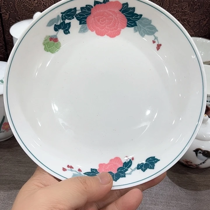 釉下五彩的瓷七寸