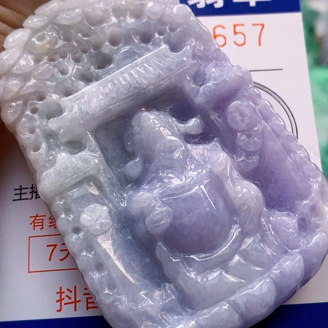 吊坠(不含链)未镶嵌翡翠