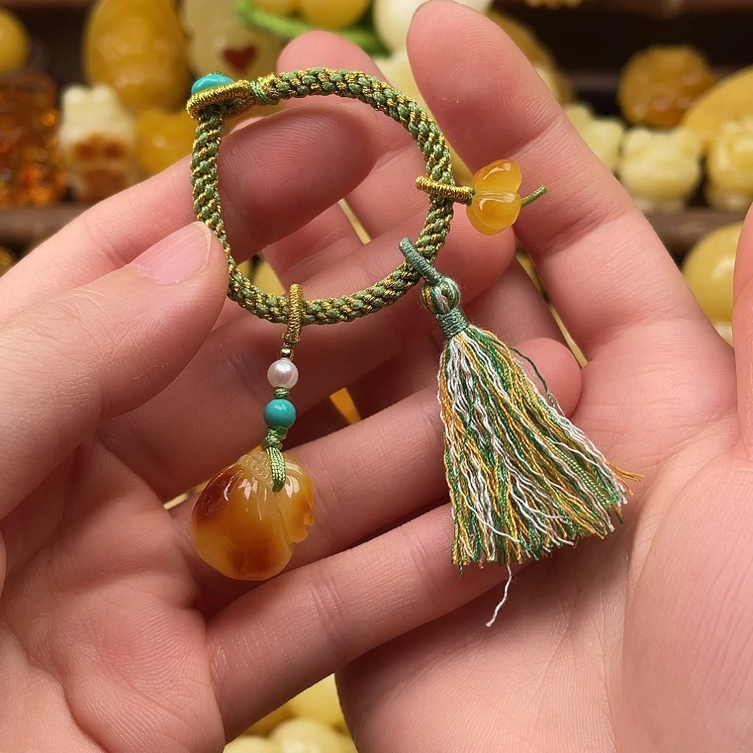 琥珀未镶嵌珠宝奇石