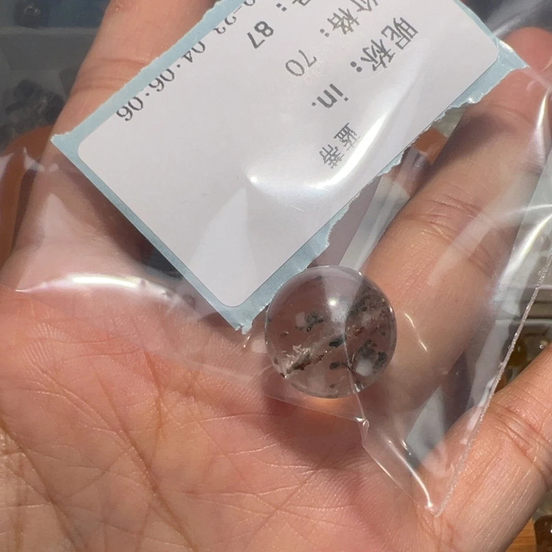 i***.银S925镶嵌手链水晶