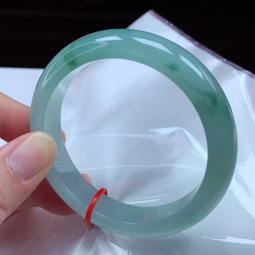 翡翠手镯未镶嵌58-59圈