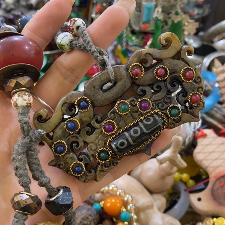 宫廷影视老旧工艺摆件