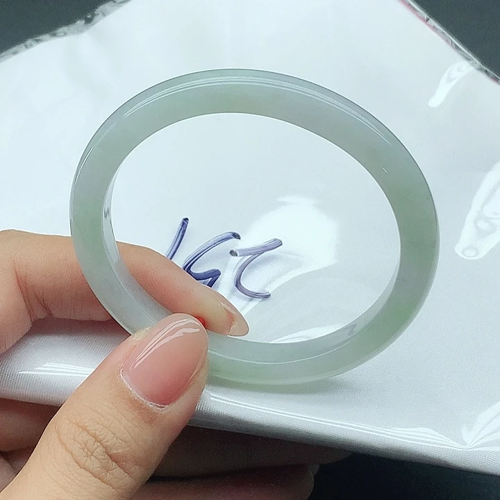 未镶嵌手镯翡翠257