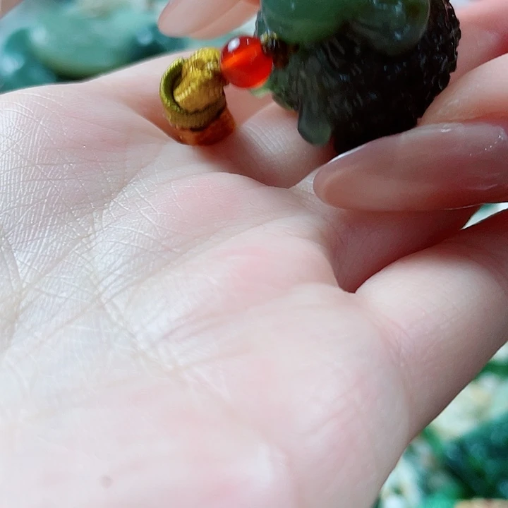 未镶嵌和田玉挂件