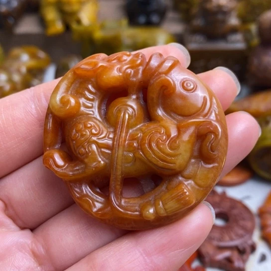 蛇纹石玉未镶嵌颈饰30