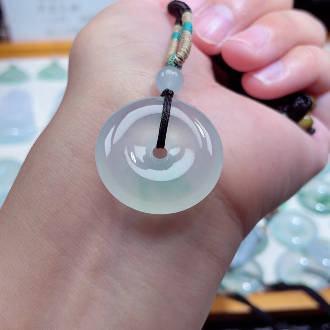 颈饰未镶嵌翡翠扣子