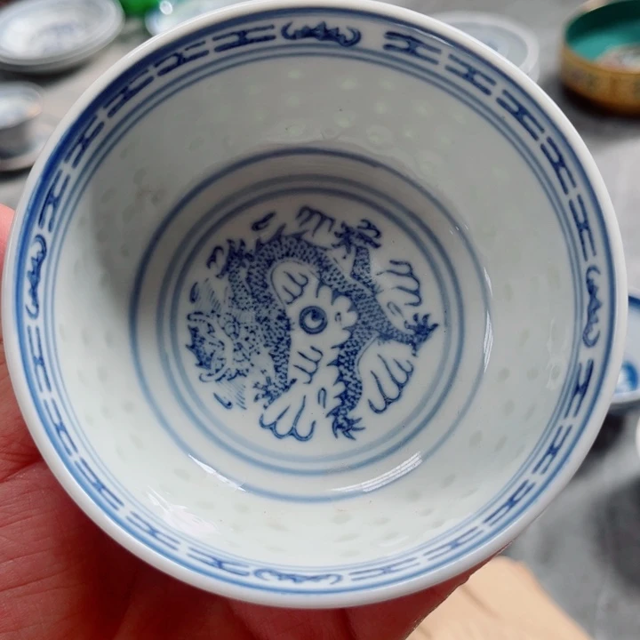 青花玲珑4.5寸小饭碗龙纹60年代
