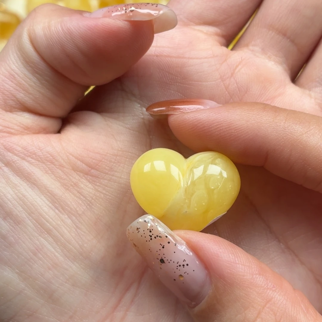 琥珀未镶嵌裸石蜜蜡