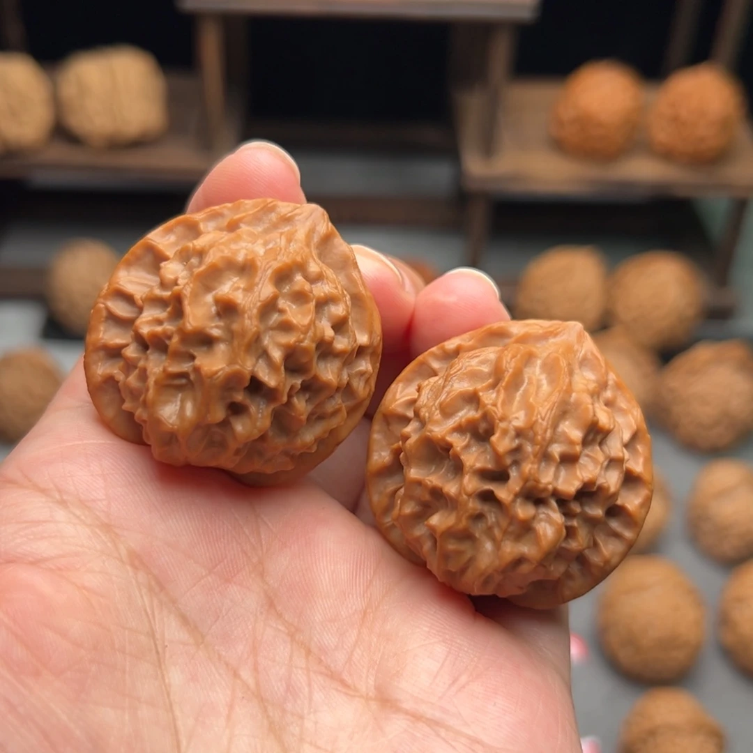 桃核把件龙鳞纹38.38.38