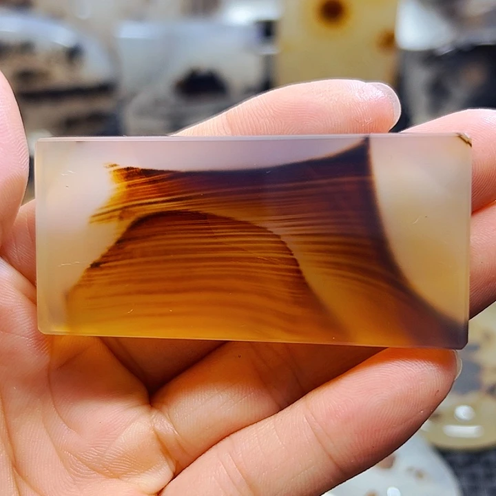 泥***人未镶嵌玛瑙/玉髓珠宝半成品