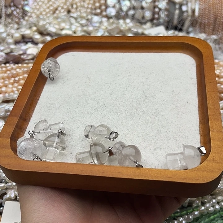 玛瑙/玉髓未镶嵌珠宝半成品2个15/18mm左右白水晶吊坠