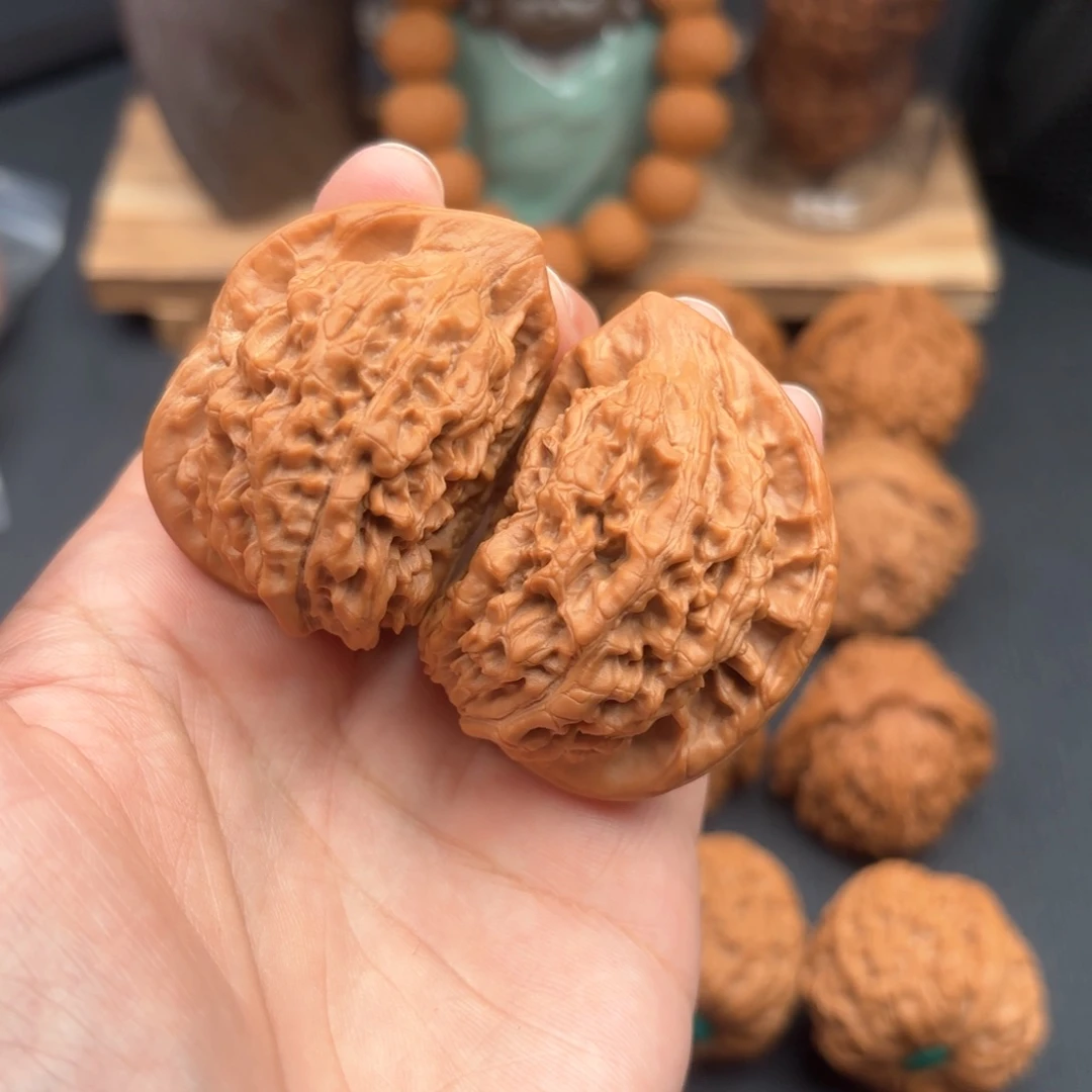 文玩核桃把件官帽半壁