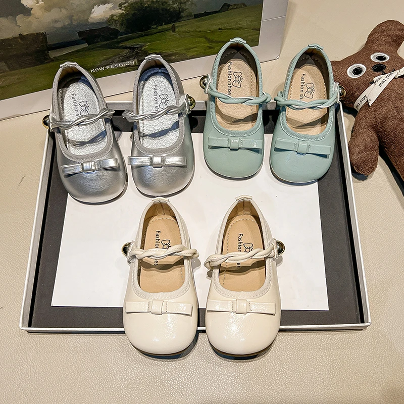 韩版儿童蝴蝶结单鞋春秋季新款女童洋气百搭亮片浅口礼服公主单鞋