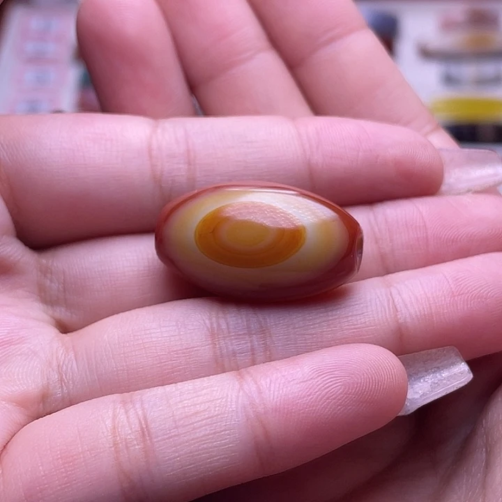 三***熟未镶嵌颈饰玛瑙/玉髓