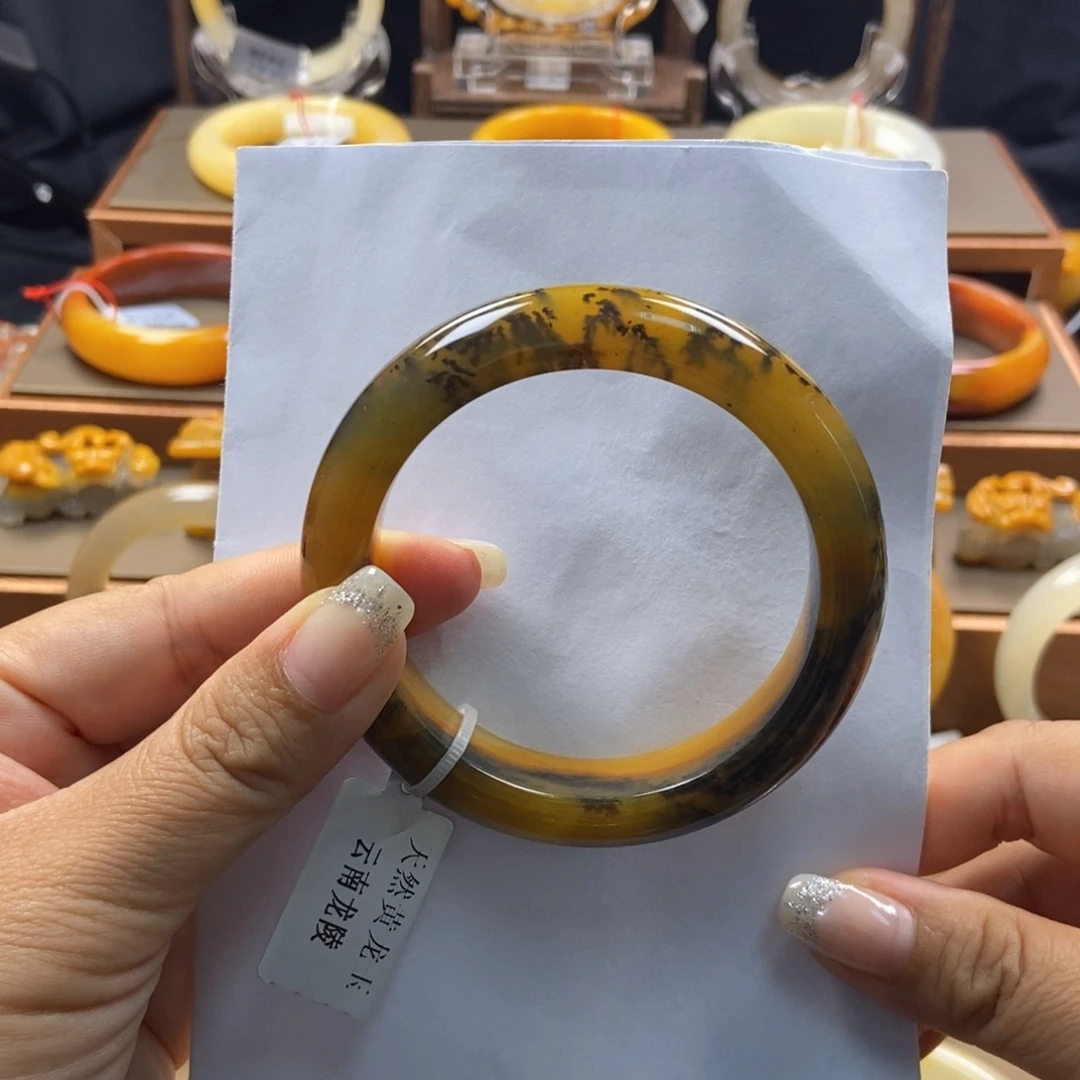 石英质玉（黄龙玉）未镶嵌手镯H