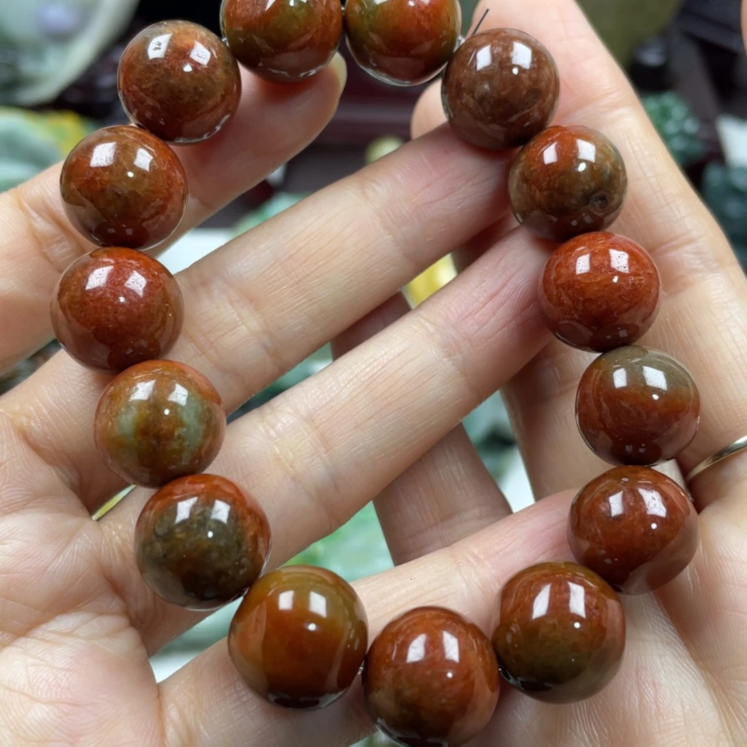 翡翠未镶嵌颈饰牌子