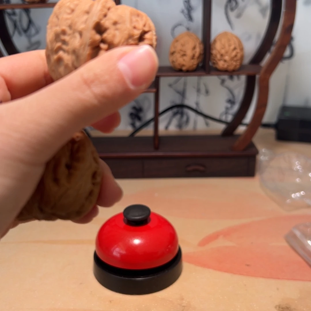 顽***主文玩核桃，元宝狮子头