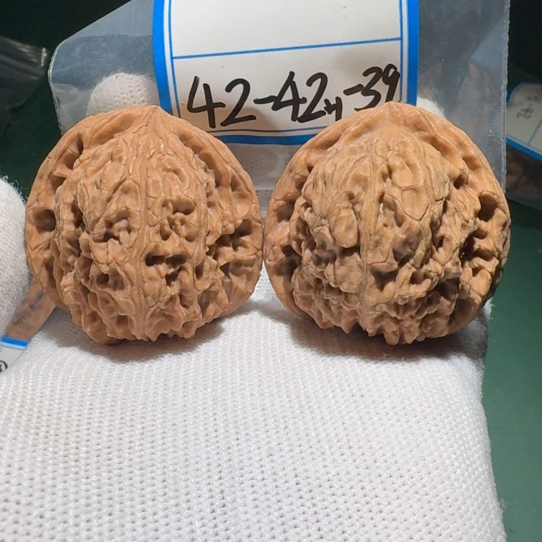吊坠文玩核桃9号球