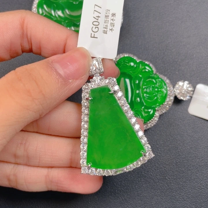 【闪购商品】颈饰银S925镶嵌翡翠我**家翡翠