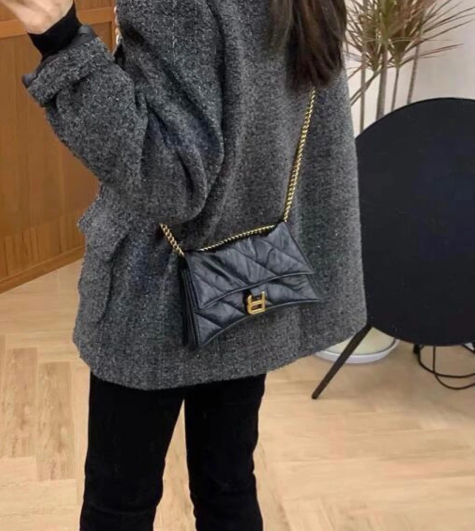 【米卡私服】牛皮单肩斜挎包黑色百搭