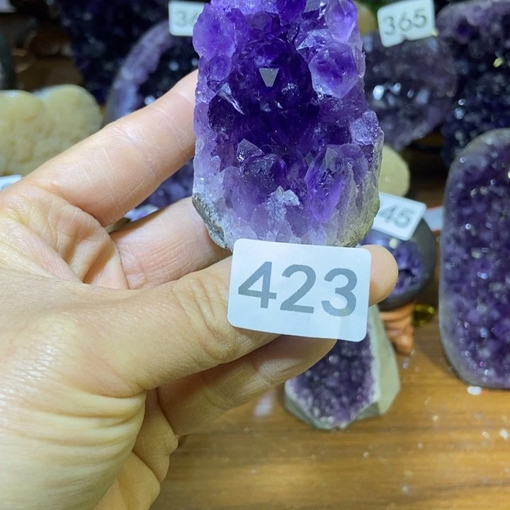 紫晶未镶嵌大型摆件（非配饰）