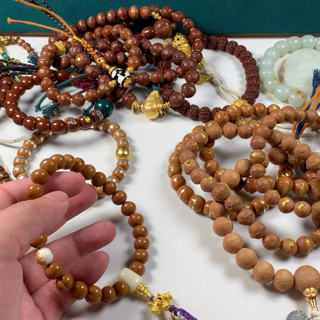 吊坠猴头核桃。。。。。。。。。。