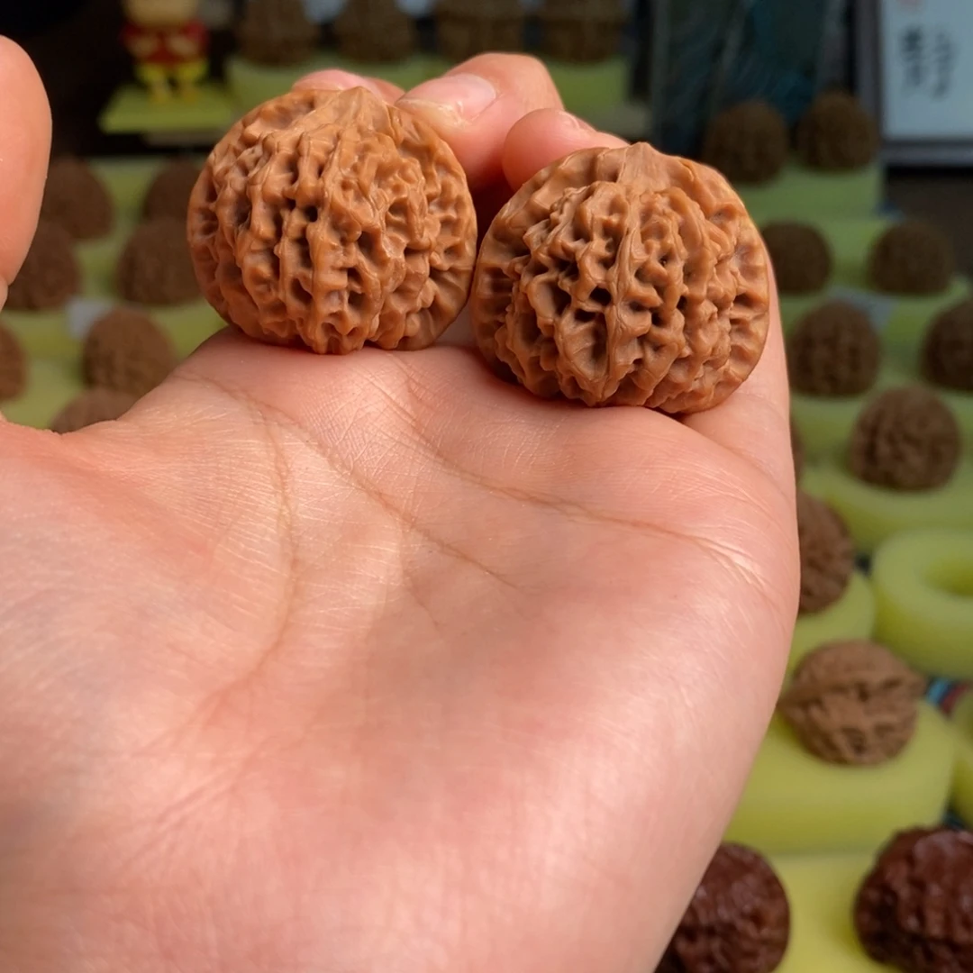 无***萨核桃秦岭闷尖狮子头33尺寸