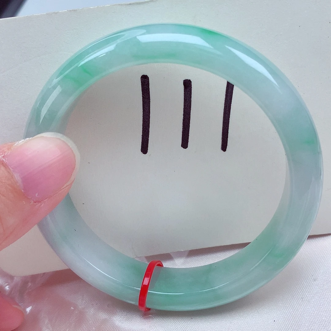 翡翠未镶嵌手镯翡翠