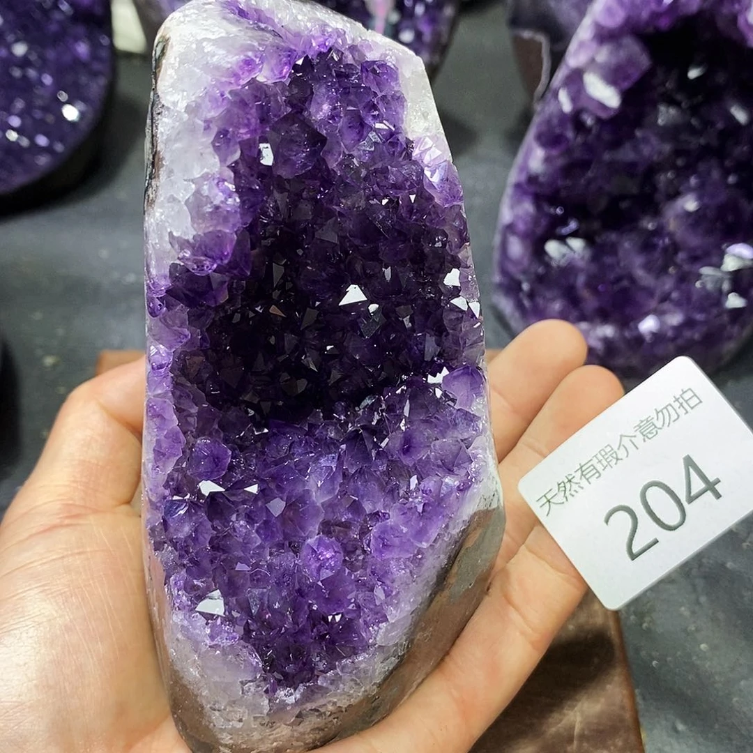 未镶嵌水晶大型摆件（非配饰）