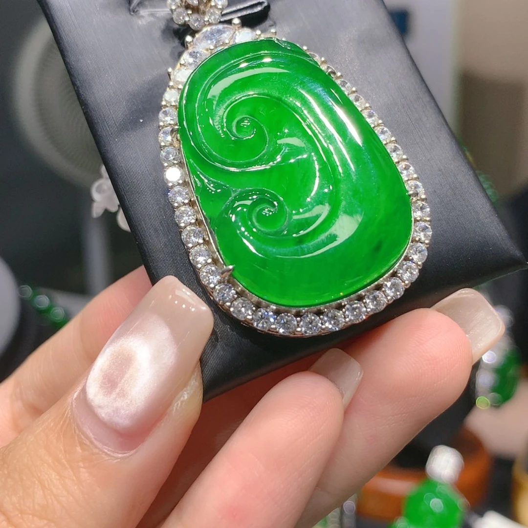 【闪购商品】颈饰银S925镶嵌翡翠7柒姐
