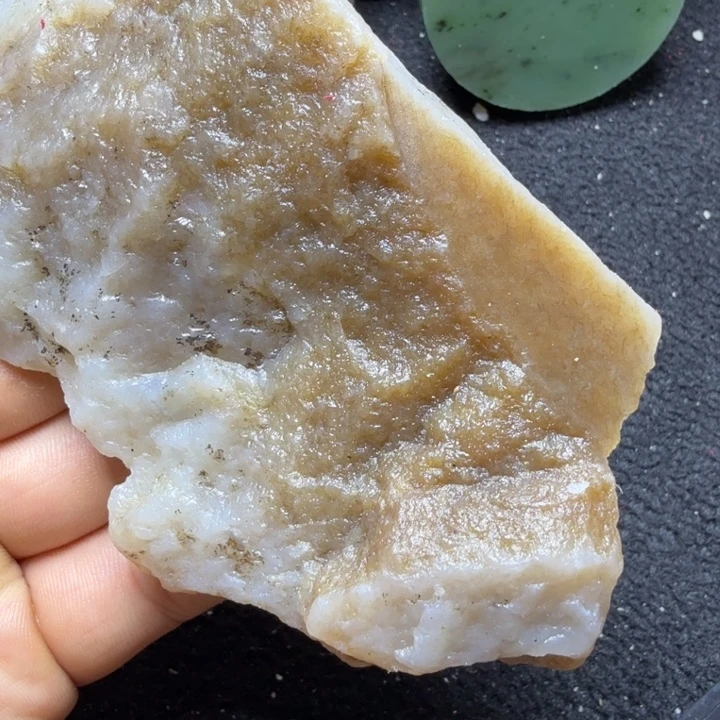 和田玉（糖玉）未镶嵌珠宝半成品