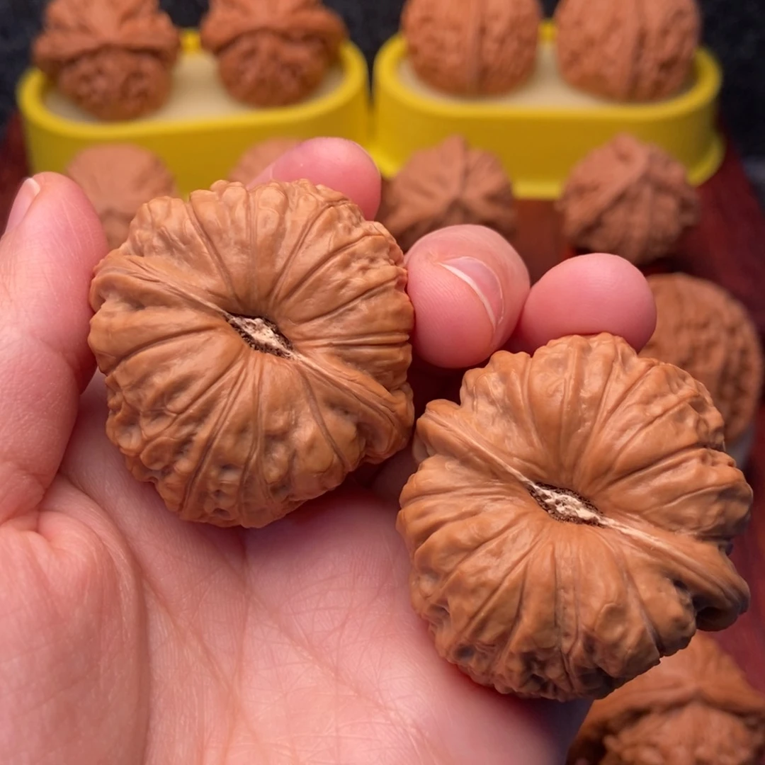 把件文玩核桃T**y41红皮 凹底南瓜