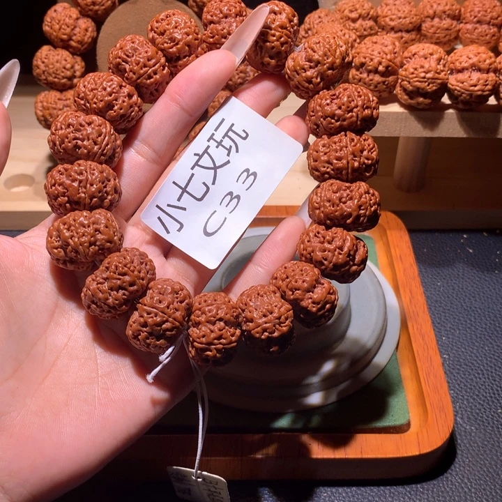 兔***）金刚菩提手串23+定制款平头纽扣梅花