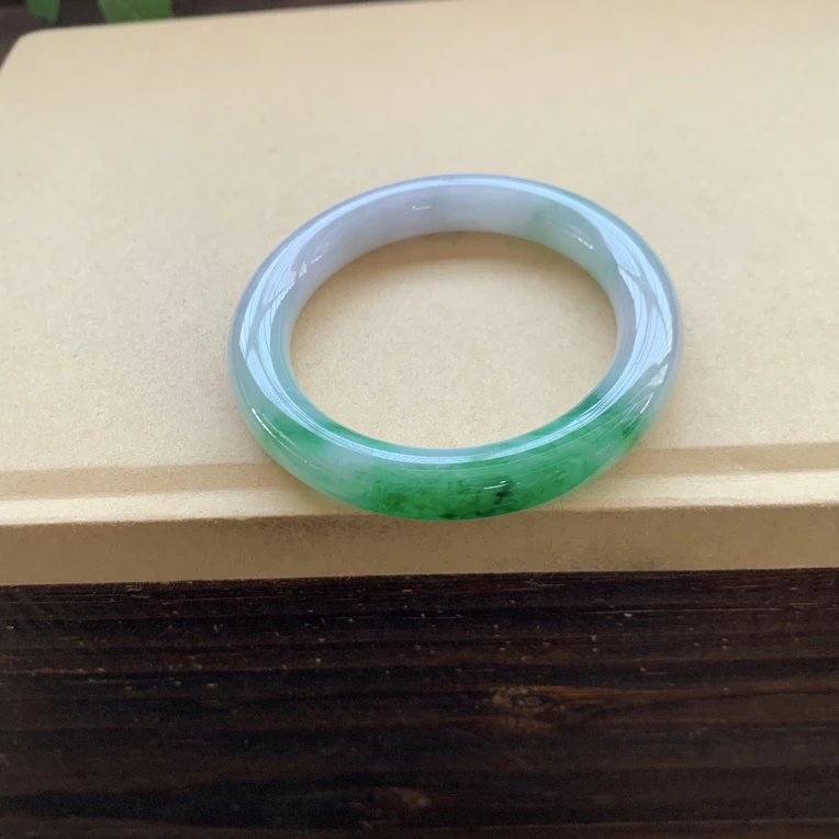 冰润辣阳绿圆条手镯，特价27800圈口51.3-9.8-9.8，天然翡翠缅A小纹