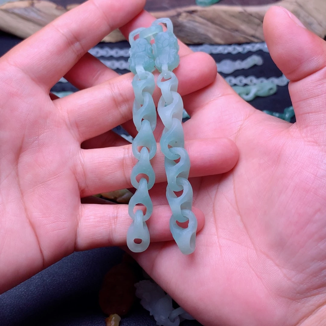 定制翡翠未镶嵌皓**天手链