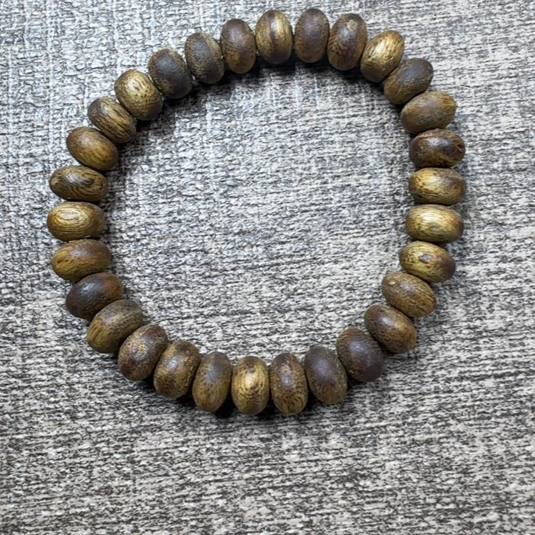 沉香碎屑沉香绿棋算盘珠0.8/6.8