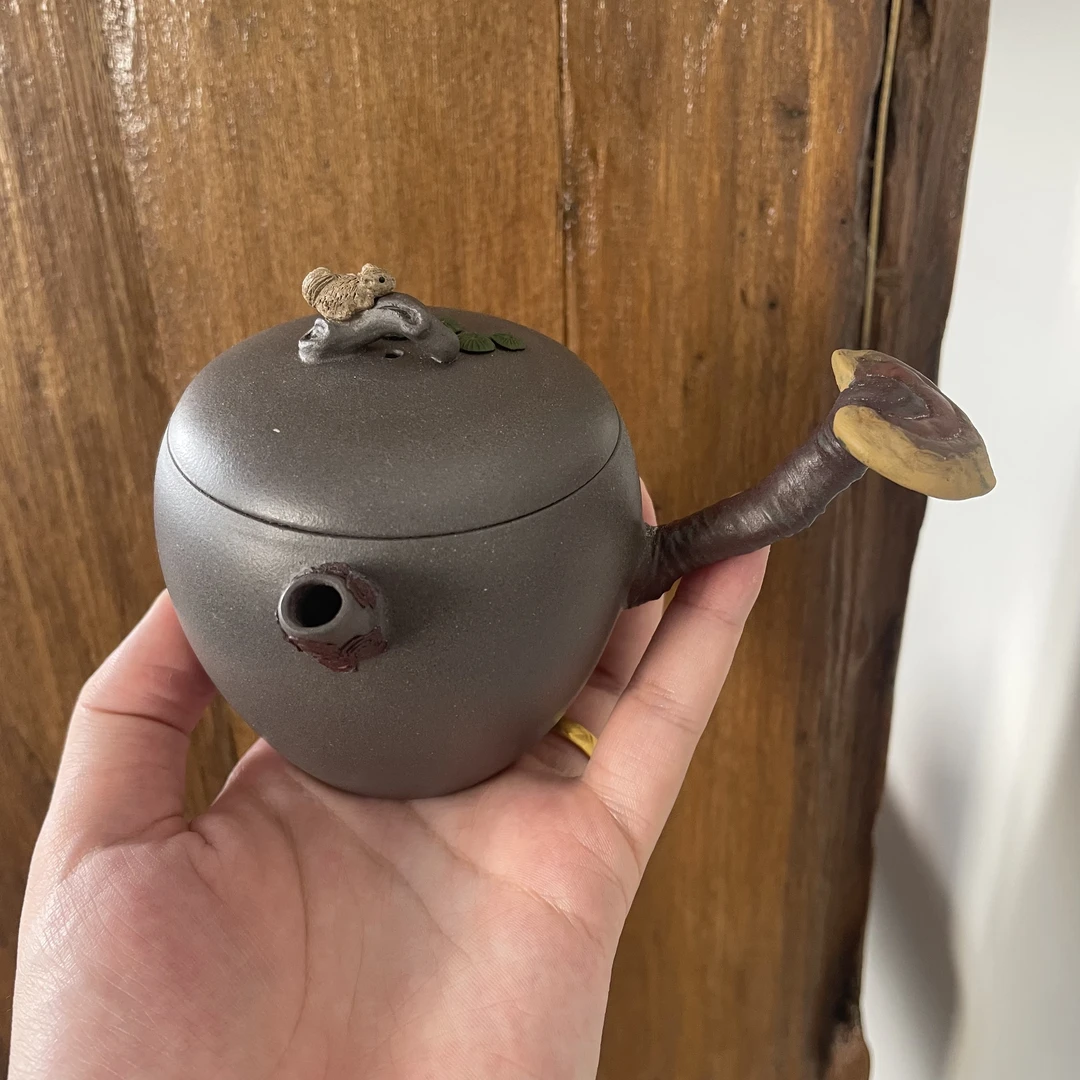 【老班长推荐】紫砂壶 青灰 松鼠灵芝