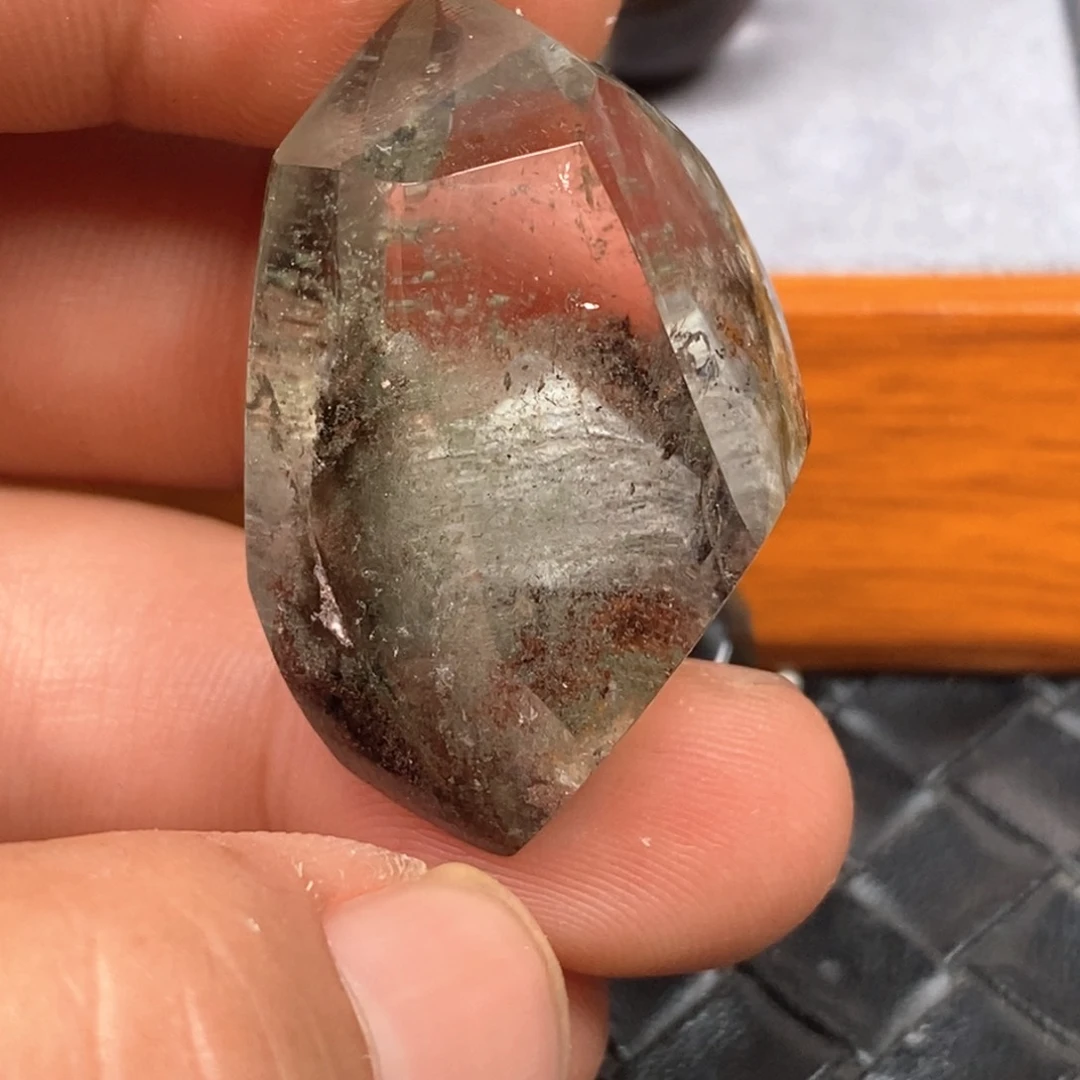 未镶嵌颈饰水晶水晶