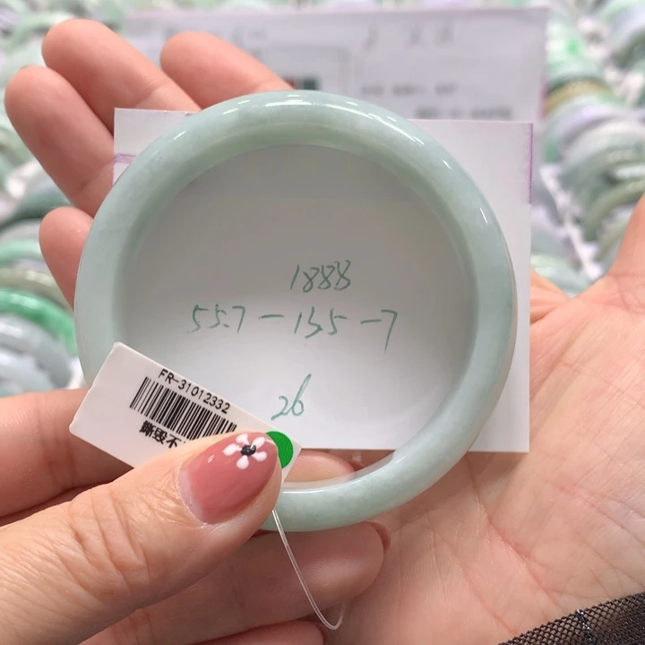 翡翠未镶嵌手镯26