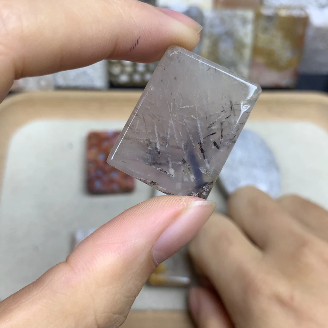 玄***刀未镶嵌无硅化珊瑚（珊瑚玉）